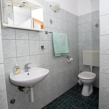In With Sea View, Balcony, Air Conditioning, Wifi 5146-5