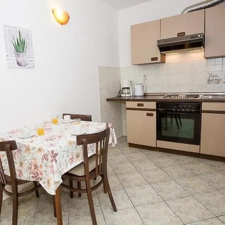 In With Sea View, Balcony, Air Conditioning, Wifi 5146-5 * Duce