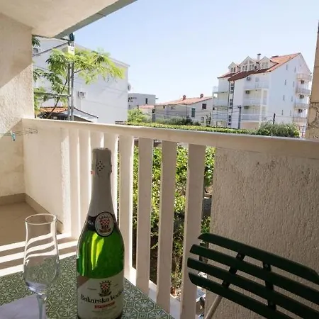 In With Sea View, Balcony, Air Conditioning, Wifi 5146-5