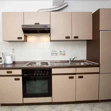 In With Sea View, Balcony, Air Conditioning, Wifi 5146-5 Duće
