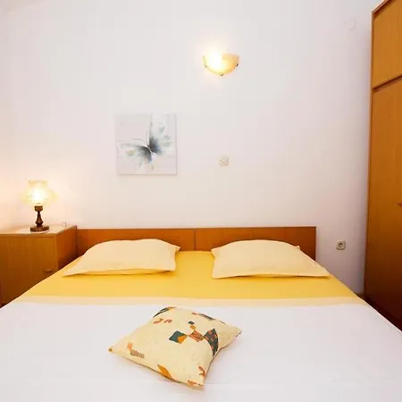 In With Sea View, Balcony, Air Conditioning, Wifi 5146-5 Duće