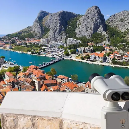 Apartamento In With Sea View, Balcony, Air Conditioning, Wifi 5146-5 Duće